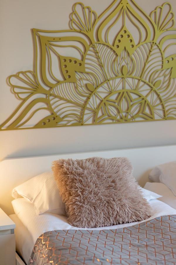 Espace Wilanow Apartments By Noclegi Renters Varşova Dış mekan fotoğraf