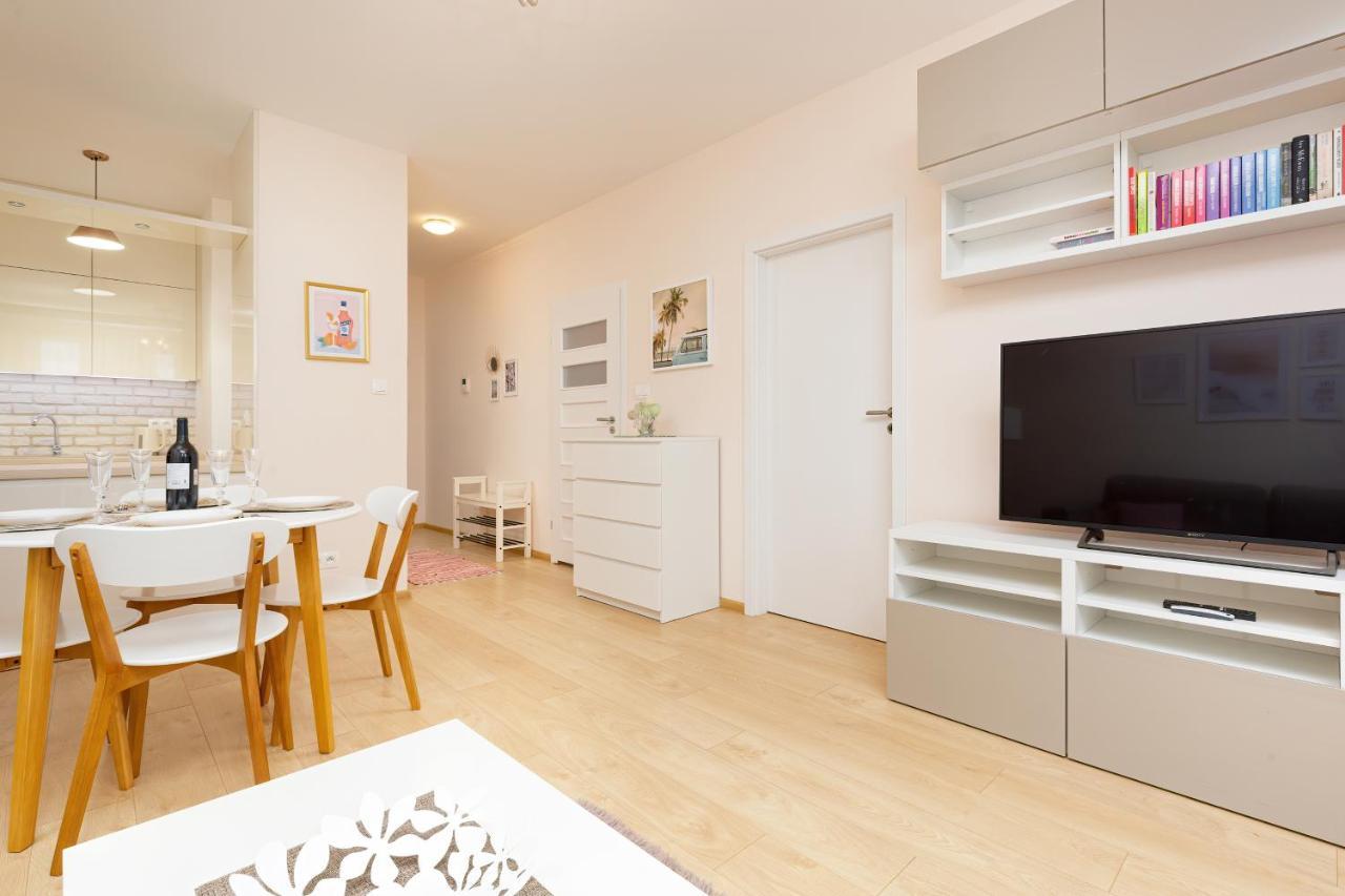 Espace Wilanow Apartments By Noclegi Renters Varşova Dış mekan fotoğraf