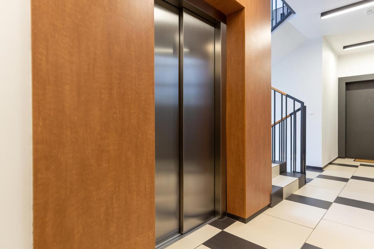 Espace Wilanow Apartments By Noclegi Renters Varşova Dış mekan fotoğraf